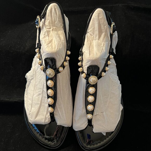 Sam Edelman Gigi Pearl Studded T-Strap Flat Sandals NIB Size 7 - Picture 2 of 7